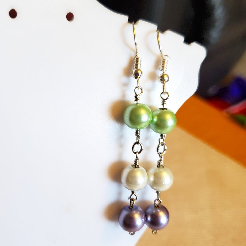 2" Silver Tone Hook Glass Bead Dangle Earrings NWT